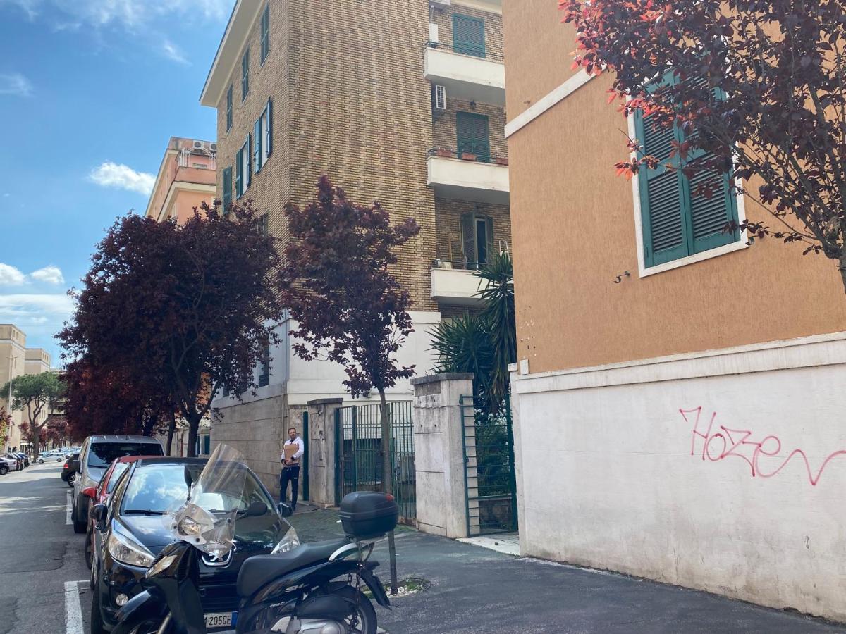 Hemingway Apartment At Vatican Рим Экстерьер фото